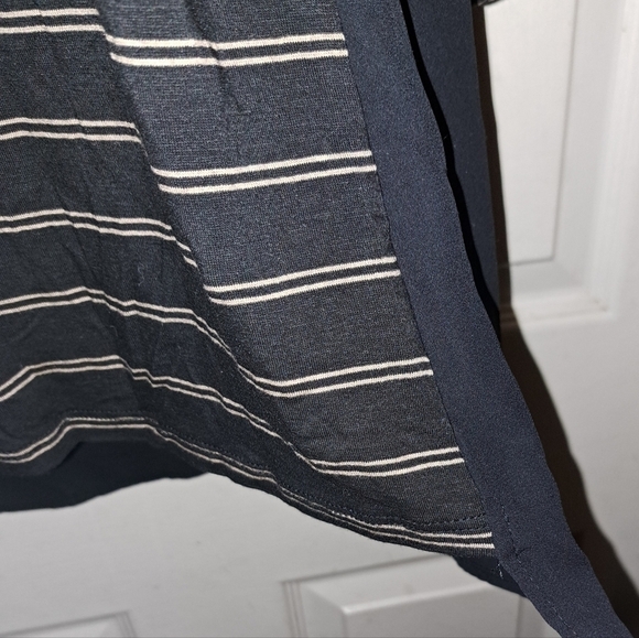 Valerie bertinelli XL blouse 5/$25 - Picture 6 of 9